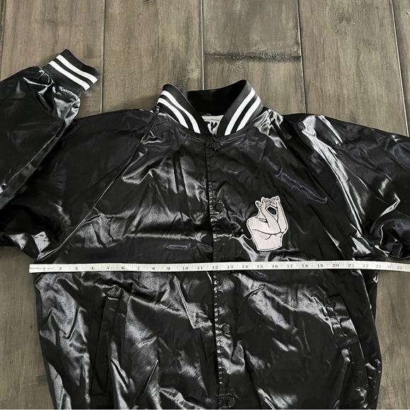 Katy Perry 2017 Dance To The Distortion Nylon Satin Tour Jacket - Size Medium - Picture 13 of 16